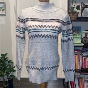 NWOT Med Comfy Cozy Sweater